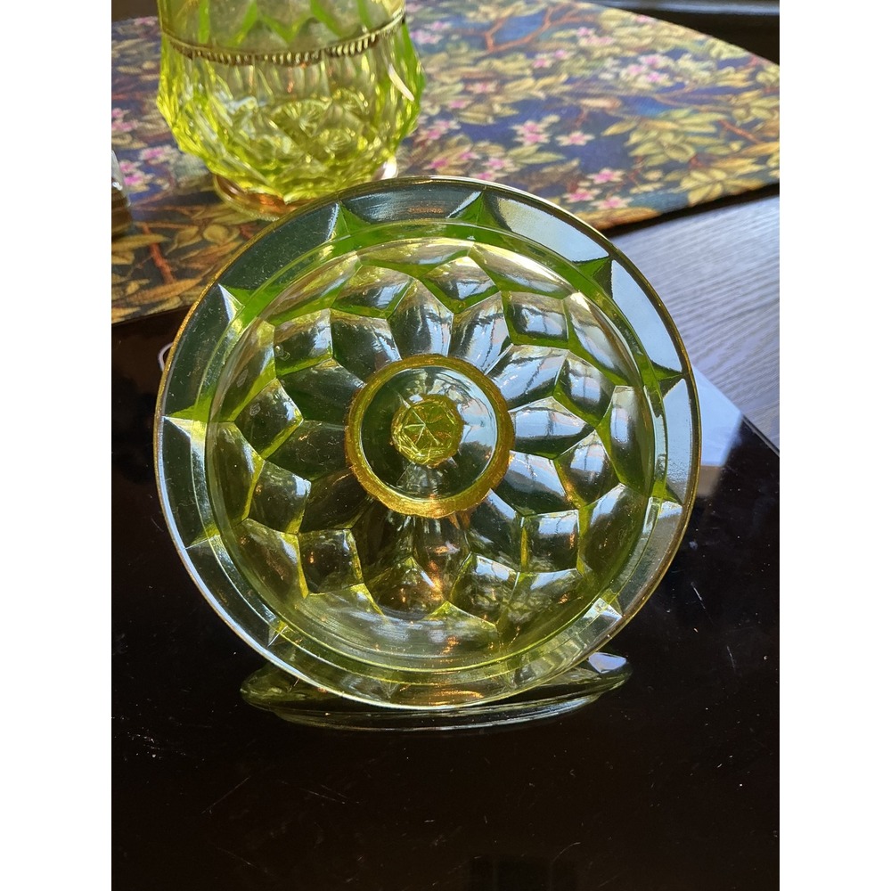 Antique Beaumont Glass Vaseline/Uranium Candy Jar with Lid - Picture 14 of 16